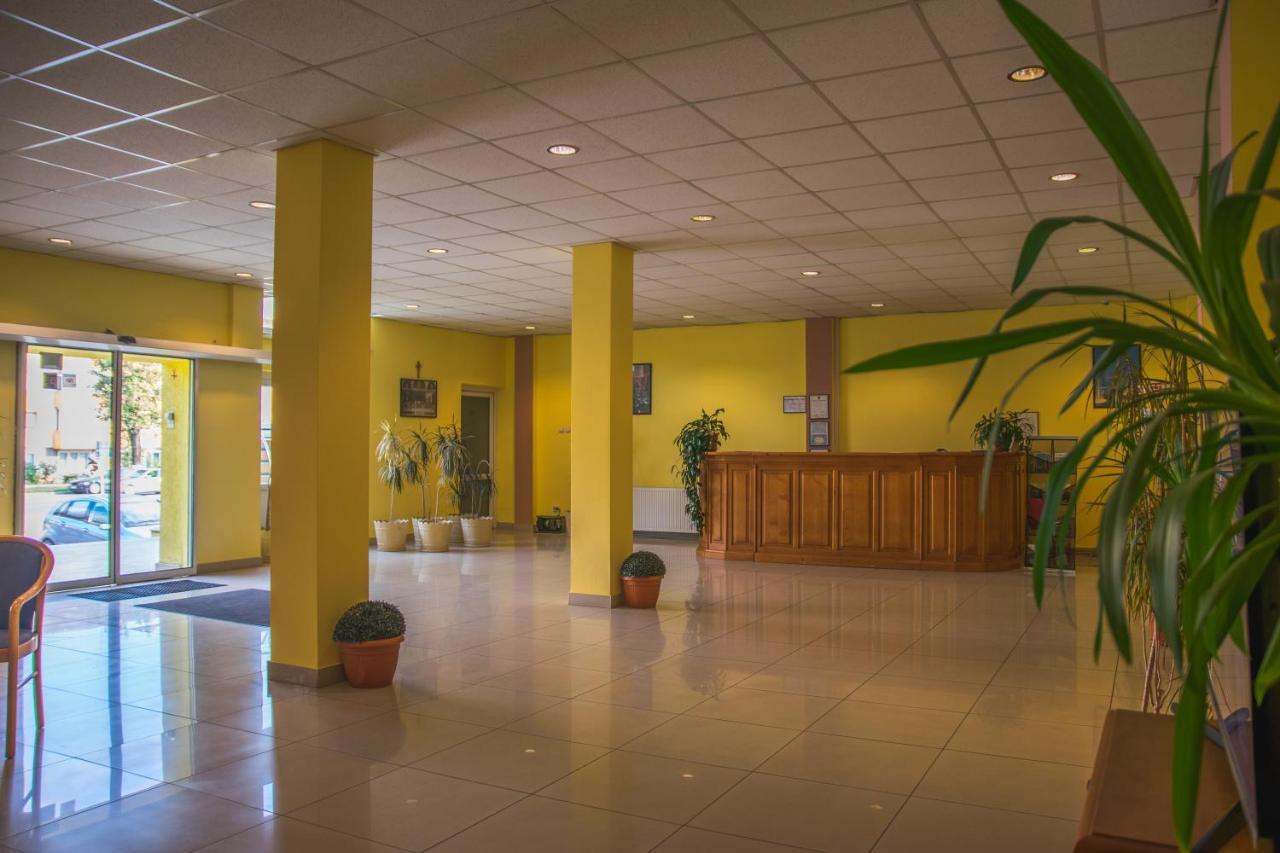 Hotel Maier 胡内多阿拉 外观 照片